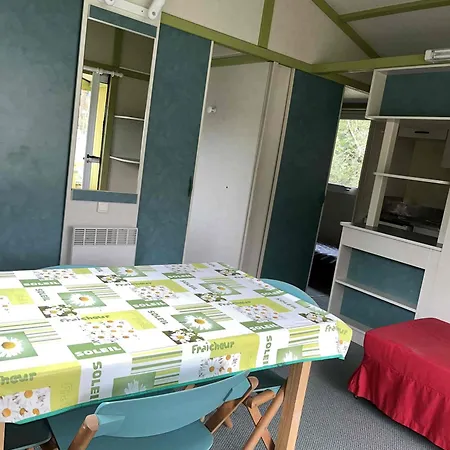 Lido Riccio Κάμπινγκ *